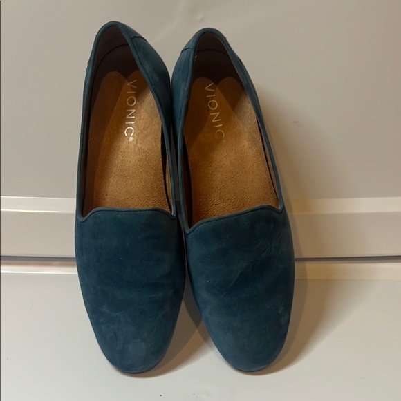 Vionic Blue Suede Willa Slip-On Flats size 7 - Picture 8 of 14